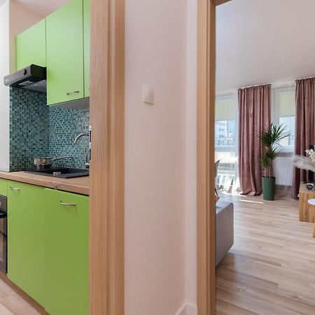 Mokotow Apartments Reytan By Noclegi Renters Warsaw Exterior photo